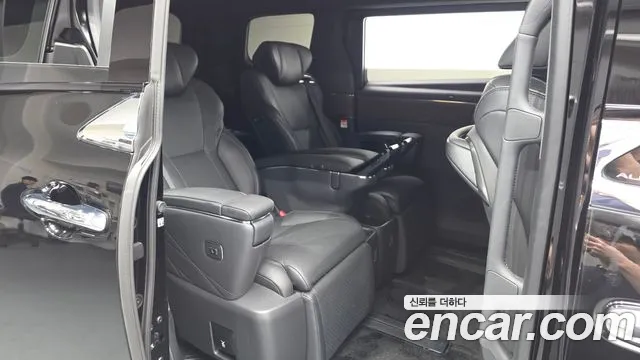 Toyota Alphard 2025 thumb 11