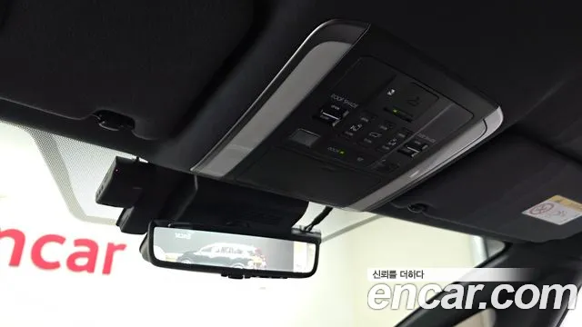 Toyota Alphard 2025 thumb 3
