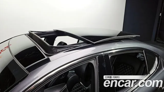 Genesis G70 2017 thumb 12