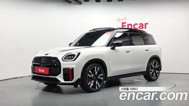 Mini Cooper 2025 thumb 3
