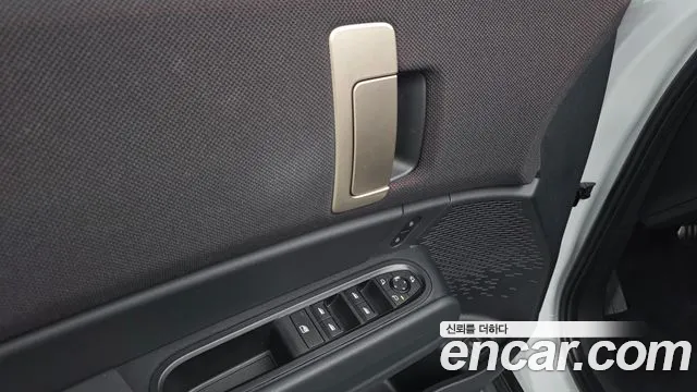 Mini Cooper 2025 thumb 11