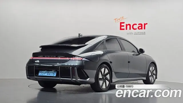 Hyundai Ioniq6 2023 thumb 12