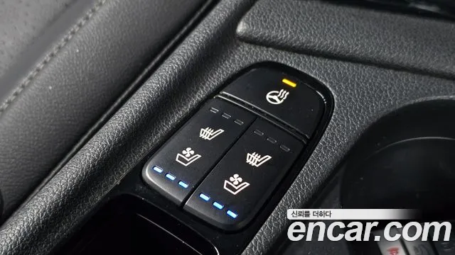 Kia Niro 2016 thumb 12