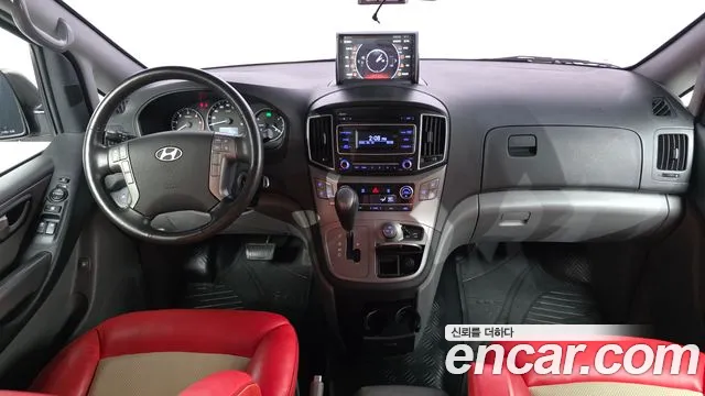 Hyundai Staria 2016 thumb 8