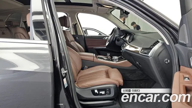 BMW X5 2021 thumb 4