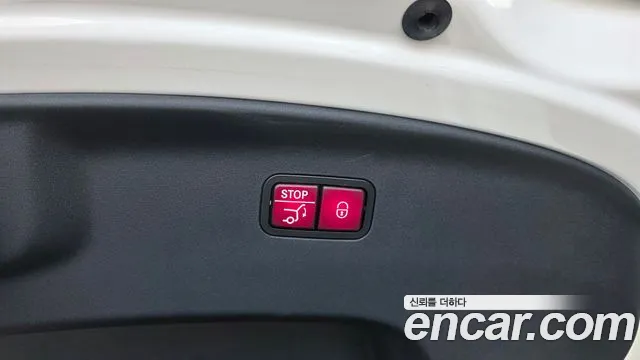 Mercedes-Benz AMG GT 2019 thumb 6