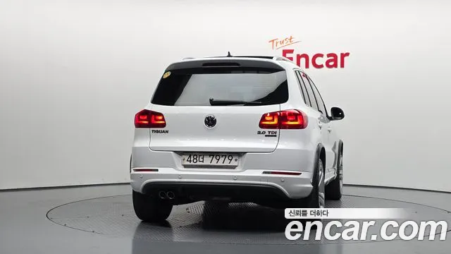 Volkswagen Tiguan 2014 thumb 3