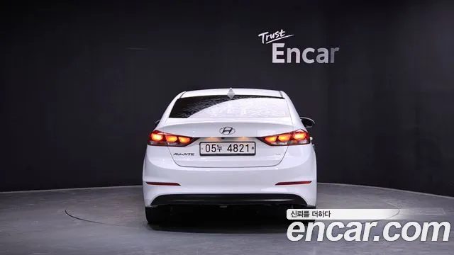 Hyundai AD 2018 thumb 6