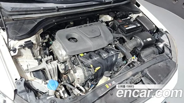 Hyundai AD 2018 thumb 4
