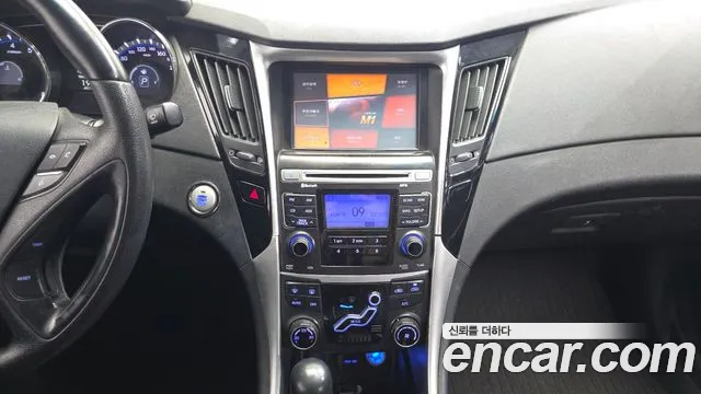 Hyundai Sonata 2009 thumb 12