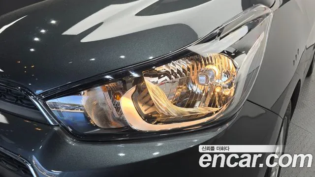 Chevrolet Spark 2016 thumb 12