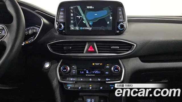 Hyundai Santa Fe 2018 thumb 9