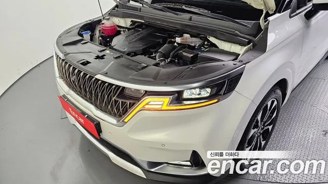 Kia Carnival 2020 thumb 6