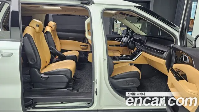 Kia Carnival 2020 thumb 11
