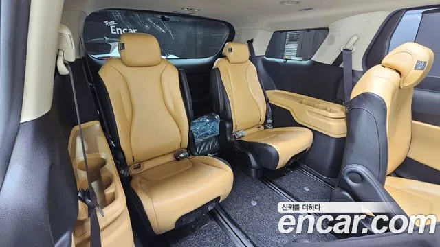 Kia Carnival 2020 thumb 12