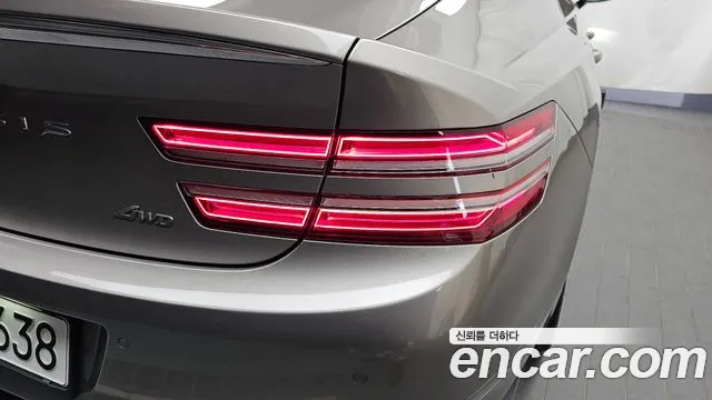Genesis G80 2020 thumb 4