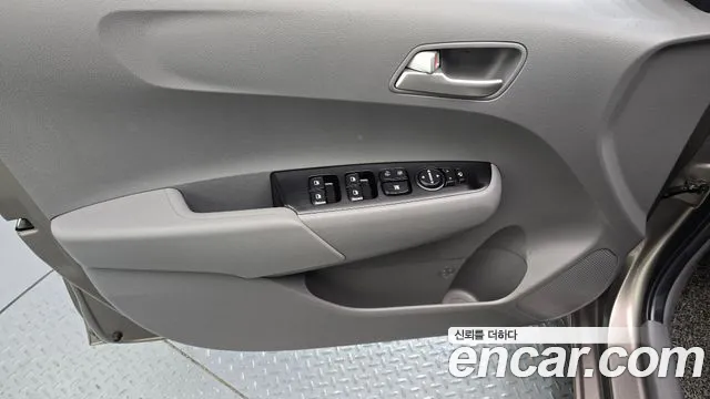 Kia morning 2020 thumb 5