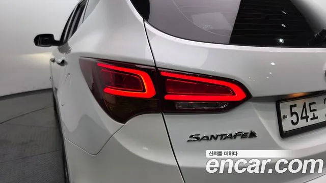 Hyundai Santafe 2016 thumb 12