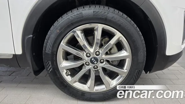 Kia Sorento 2015 thumb 5