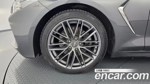 Genesis G70 2017 thumb 9