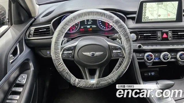 Genesis G70 2017 thumb 11