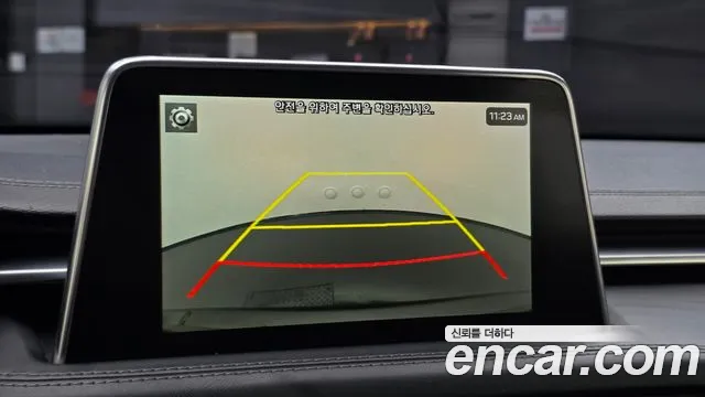 Genesis G70 2017 thumb 5