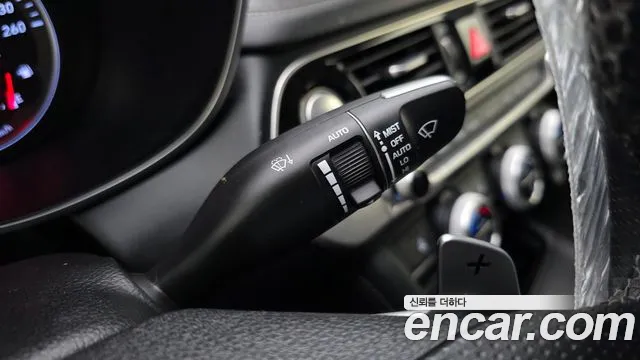 Genesis G70 2017 thumb 7