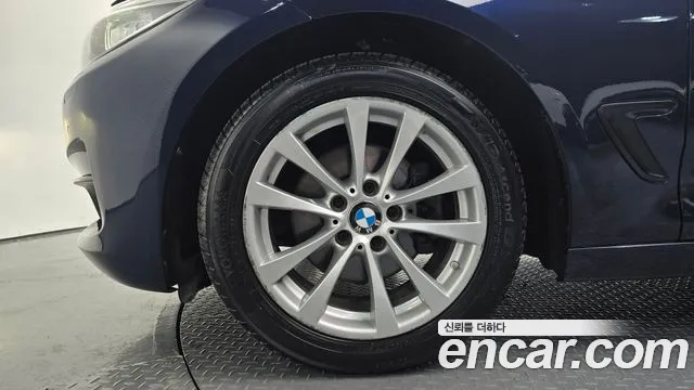BMW 3 серии Gran Turismo 2015 thumb 11