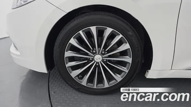 Hyundai Grandeur 2013 thumb 12