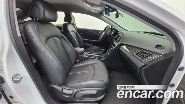 Hyundai LF 2015 thumb 4