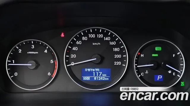 Hyundai Staria 2018 thumb 11