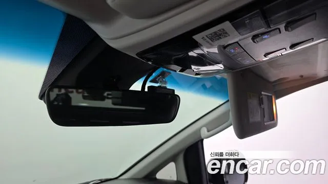 Hyundai Staria 2023 thumb 11