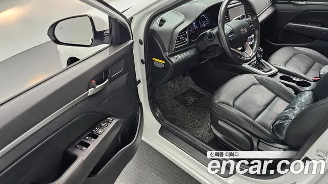 Hyundai Avante 2019 thumb 3