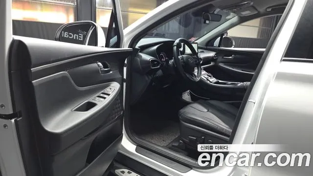Hyundai Santa Fe 2022 thumb 2