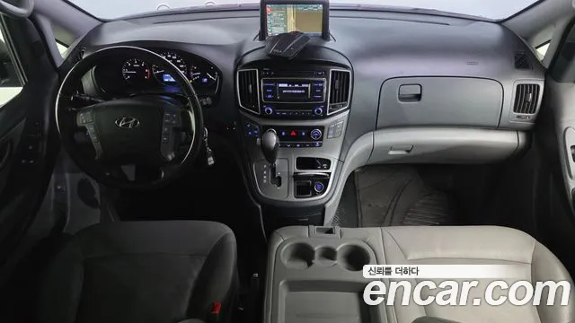 Hyundai Staria 2018 thumb 11