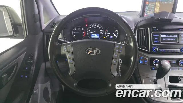 Hyundai Staria 2018 thumb 2