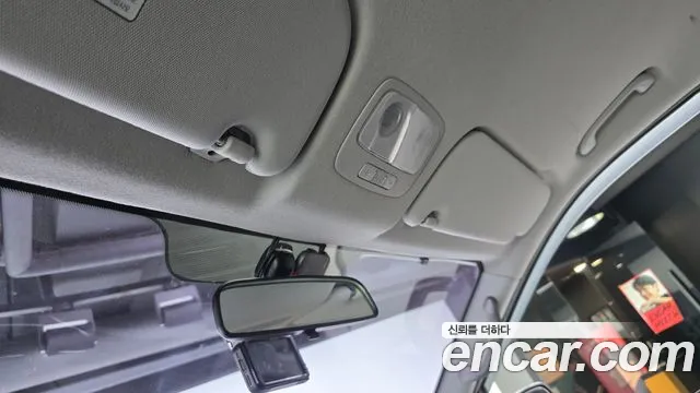 Hyundai Staria 2018 thumb 12