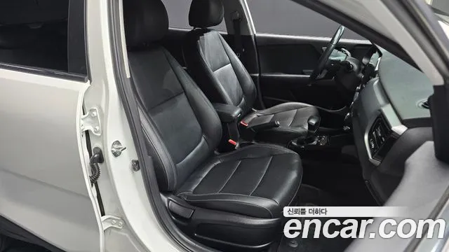 Kia Stonic 2017 thumb 7