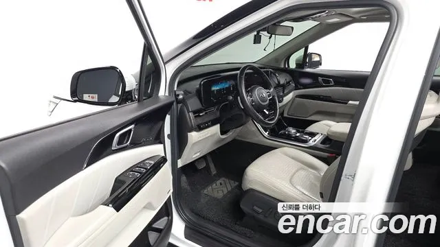 Kia Carnival 2021 thumb 4