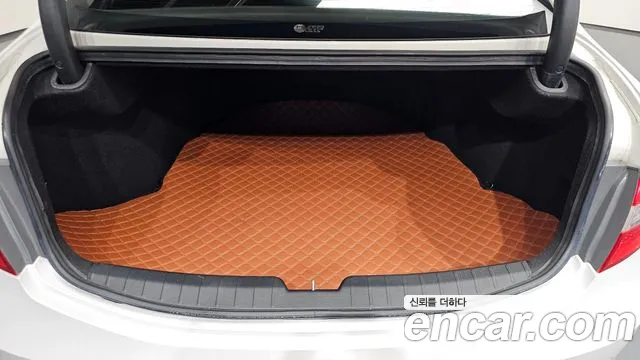 Hyundai Grandeur 2014 thumb 2