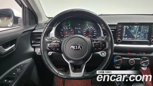 Kia Stonic 2018 thumb 12