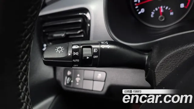 Kia Stonic 2018 thumb 5