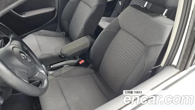 Volkswagen Polo 2013 thumb 11