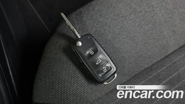 Volkswagen Polo 2013 thumb 7