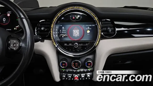 Mini Cooper Convertible 2022 thumb 4