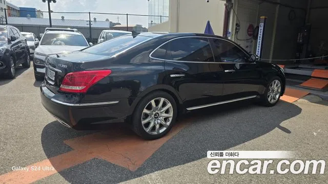 Hyundai Equus 2011 thumb 3