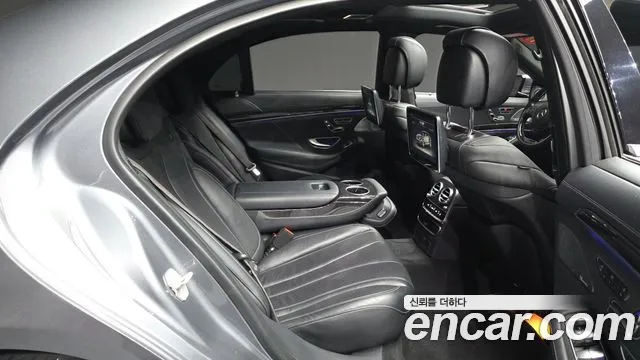 Mercedes-Benz S-Class 2017 thumb 10