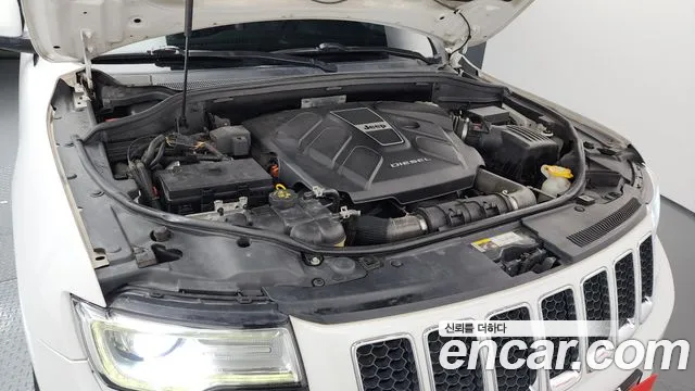 Jeep Grand Cherokee 2016 thumb 5