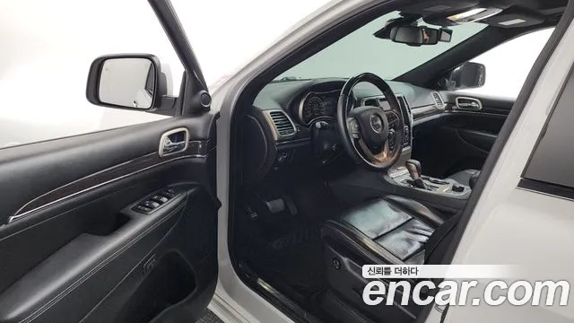 Jeep Grand Cherokee 2016 thumb 2