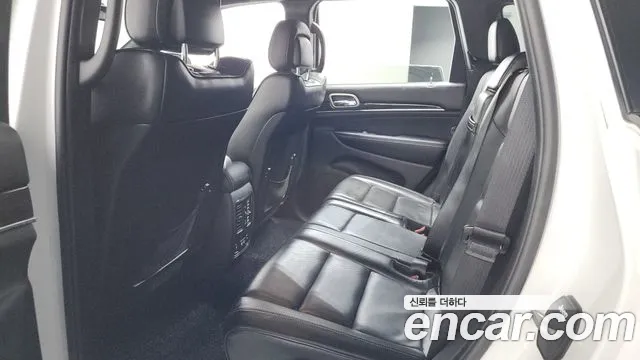 Jeep Grand Cherokee 2016 thumb 6